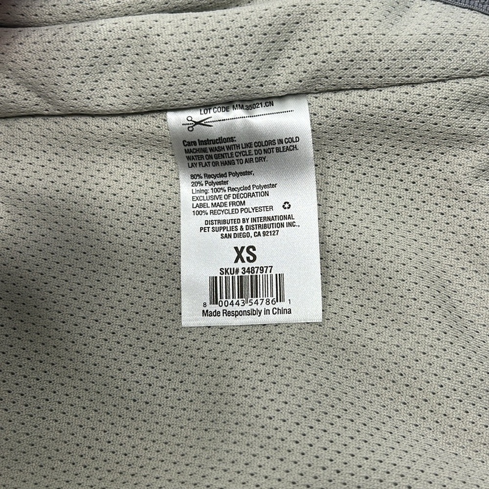 NWT Reddy Cooling Vest in Gray and Red Size XS (11-13” back length) - Picture 13 of 16